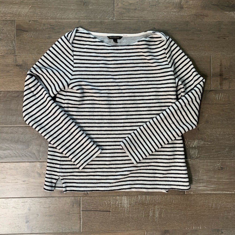 Banana republic sweatshirt S